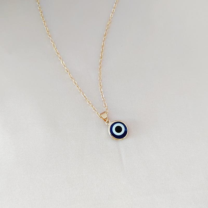 

Simple Round Turkish Devil s Eyes Pendant Necklace For Womens Jewelry Gold Color Thin Clavicle Chains Turkey Necklaces Bijou