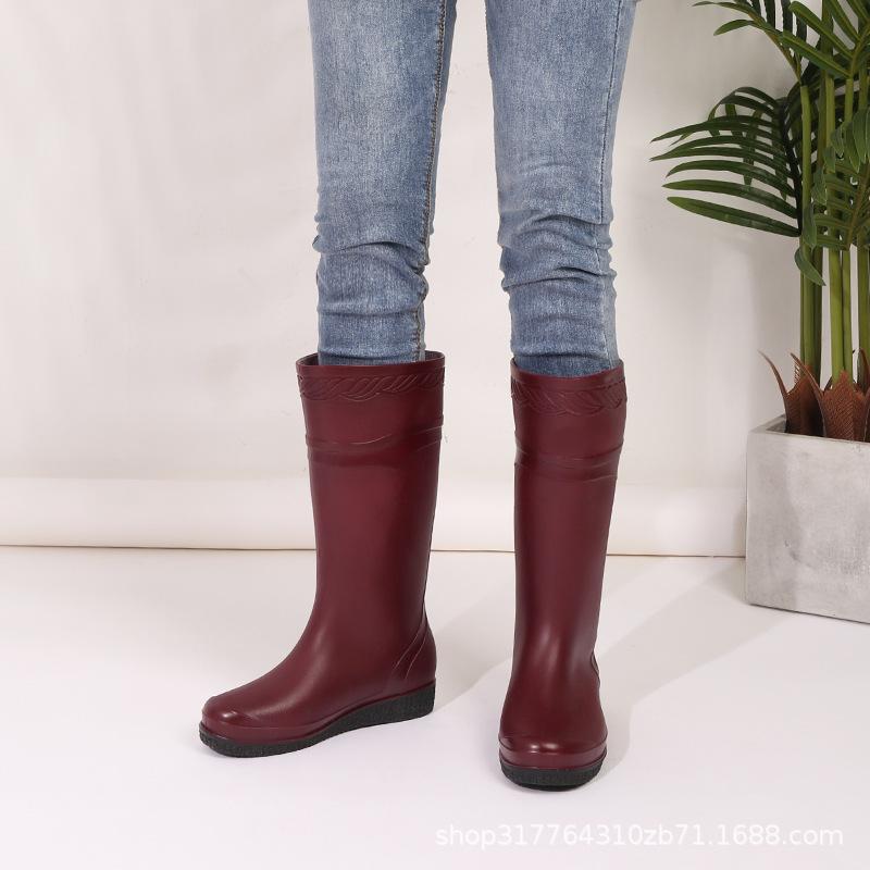 Water Shoes Fashion Long Tube Rain Shoes Extra High Rain Boots Women's Velvet Cotton Flat Bottom Women's Non-slip Rubber Shoes Water Boots Matte