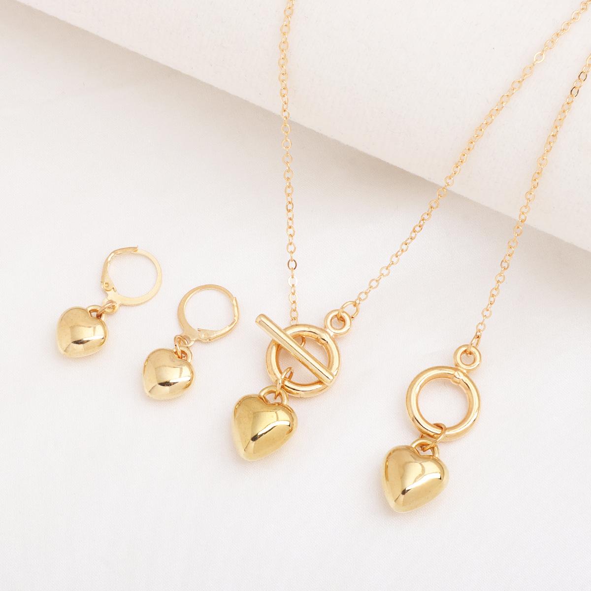 

European & American Heart Necklace, Earrings, Bracelet Set with OT Chain - New Style Jewelry