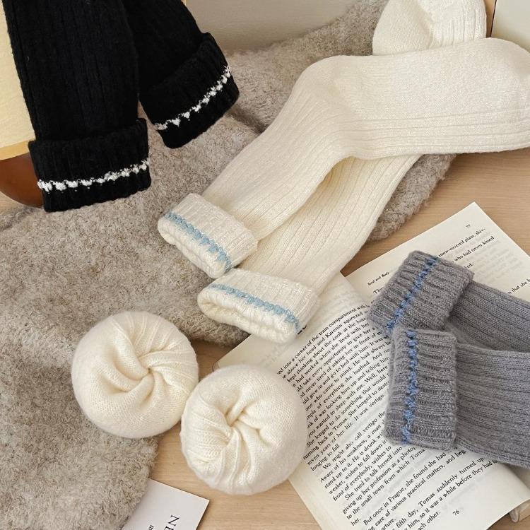 Autumn Winter Thicken Warm Women Socks Japanese Fashion Knitted Middle Tube Socks Women Solid Color Long Socks Christmas Gifts
