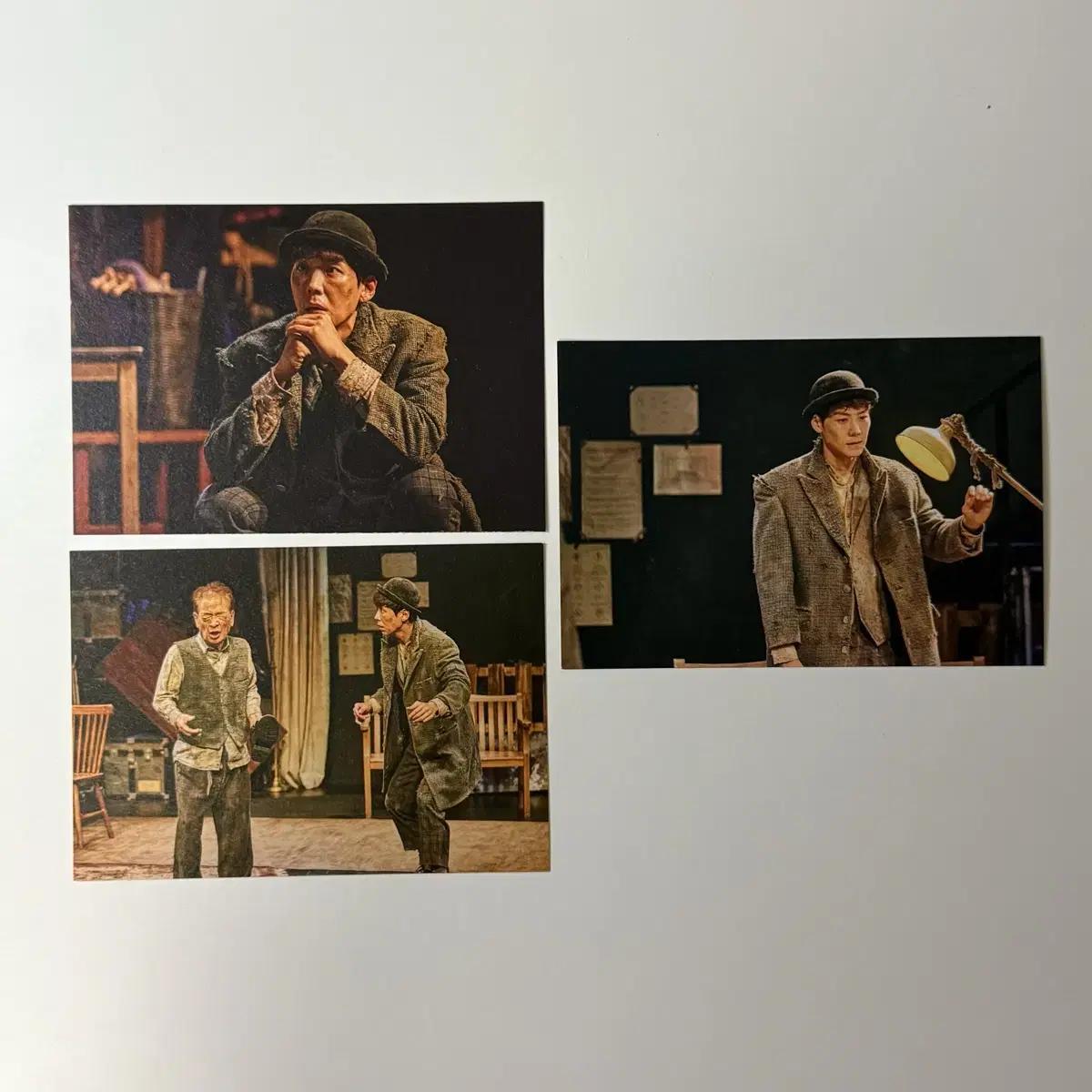

Waiting For A Theatrical Altitude, Kai s Postcard
