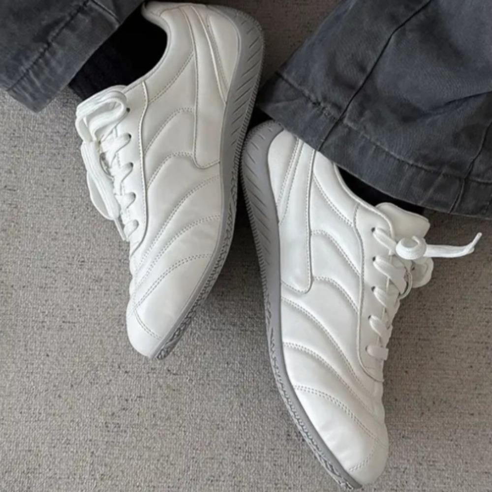 New Women Retro Casual Low Top Running Sneakers Anti-slip Wear-resistant Shoes Outdoor Fashion Lace Up Sneakers  De Mujer