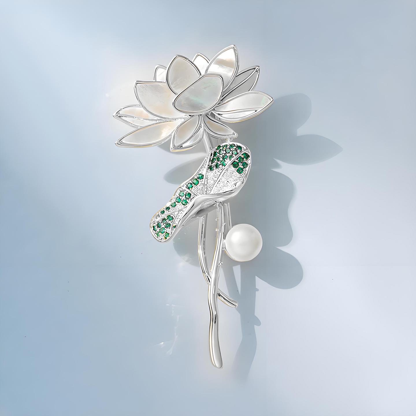 Bo Xin Yun Moonlit Lotus Pond Brooch: Elegant Pearl & Lotus Flower Corsage for Women