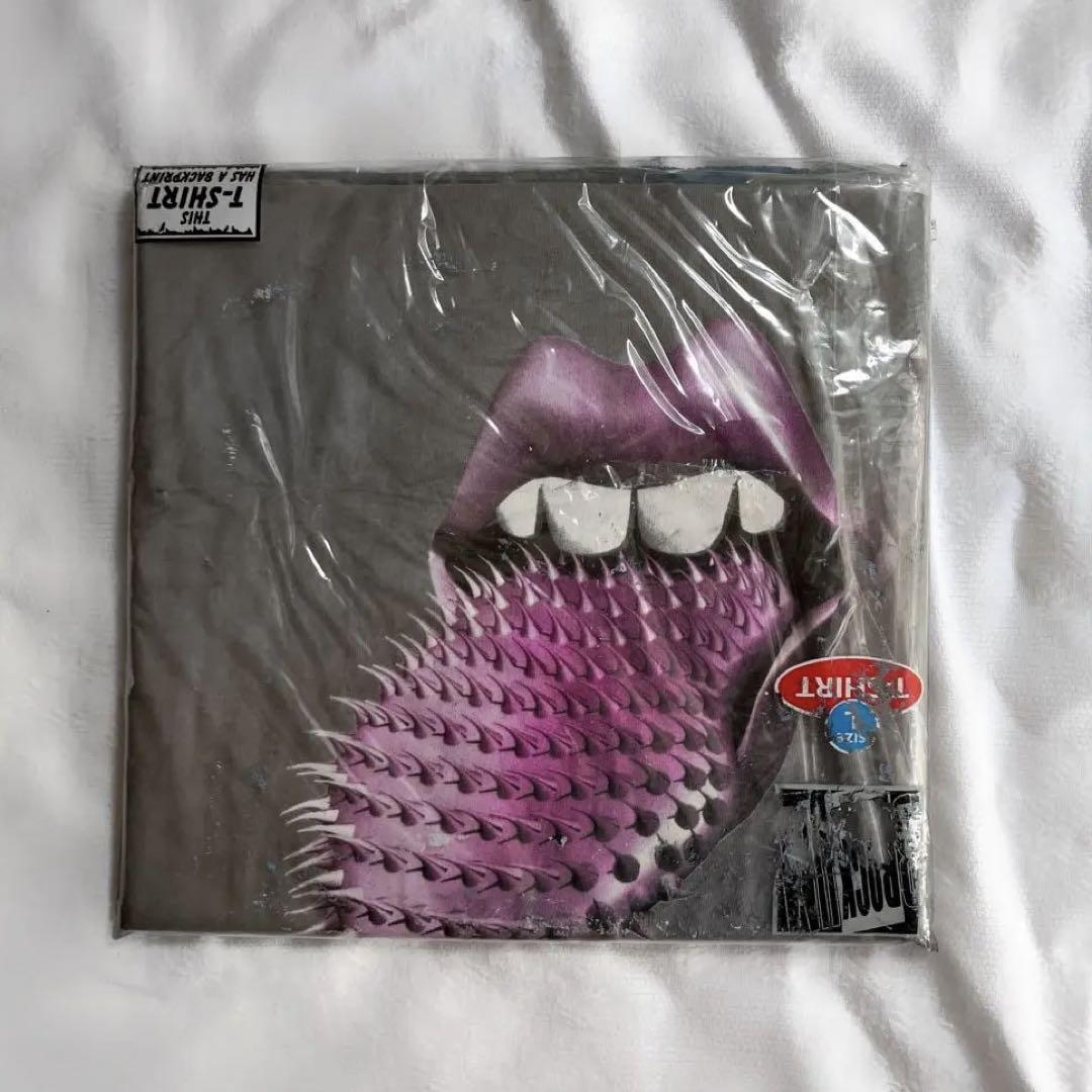 

[USED] Vintage USA 90s Rolling Stones band t-shirt, Red Hot Chili Peppers