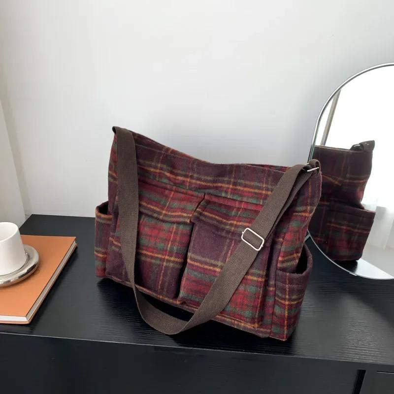 Women's Checkered Wool Shoulder Bag Colorful Large Capacity Casual Bag Fashion  Bags