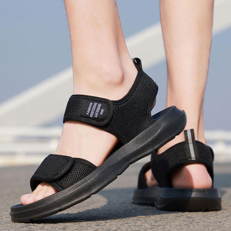 Men s Summer Beach Shoes Men s Non-Slip Fashionable Wear-Resistant Casual Shoes Men s Wear-Resistant Sports Sandals 39