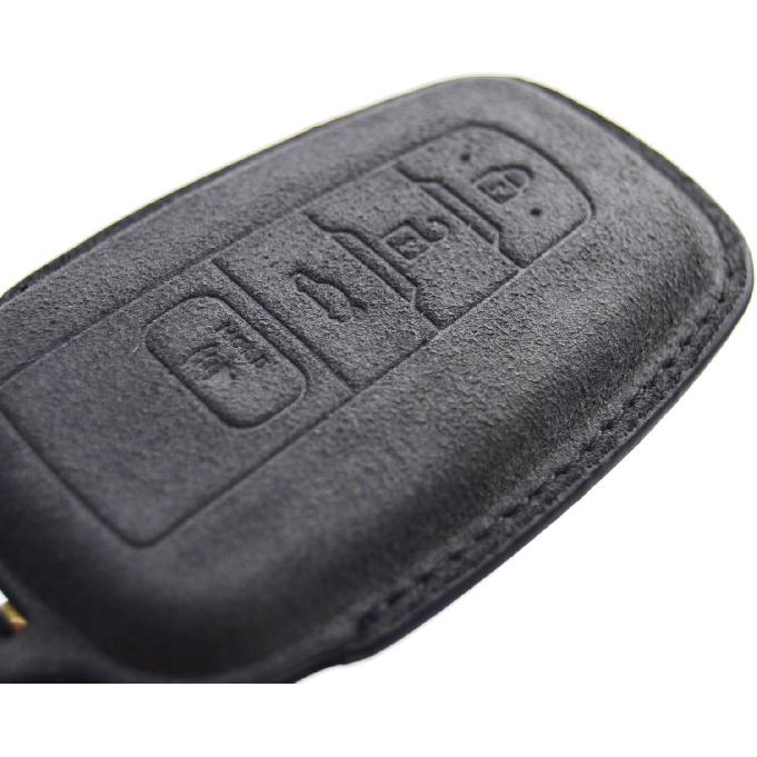 Handmade Leather Remote Key Fob Cover for Toyota Camry 2018-2024 XLE XSE LE SE Corolla Avalon C-HR Highlander Prius RAV4 4Runner Prado