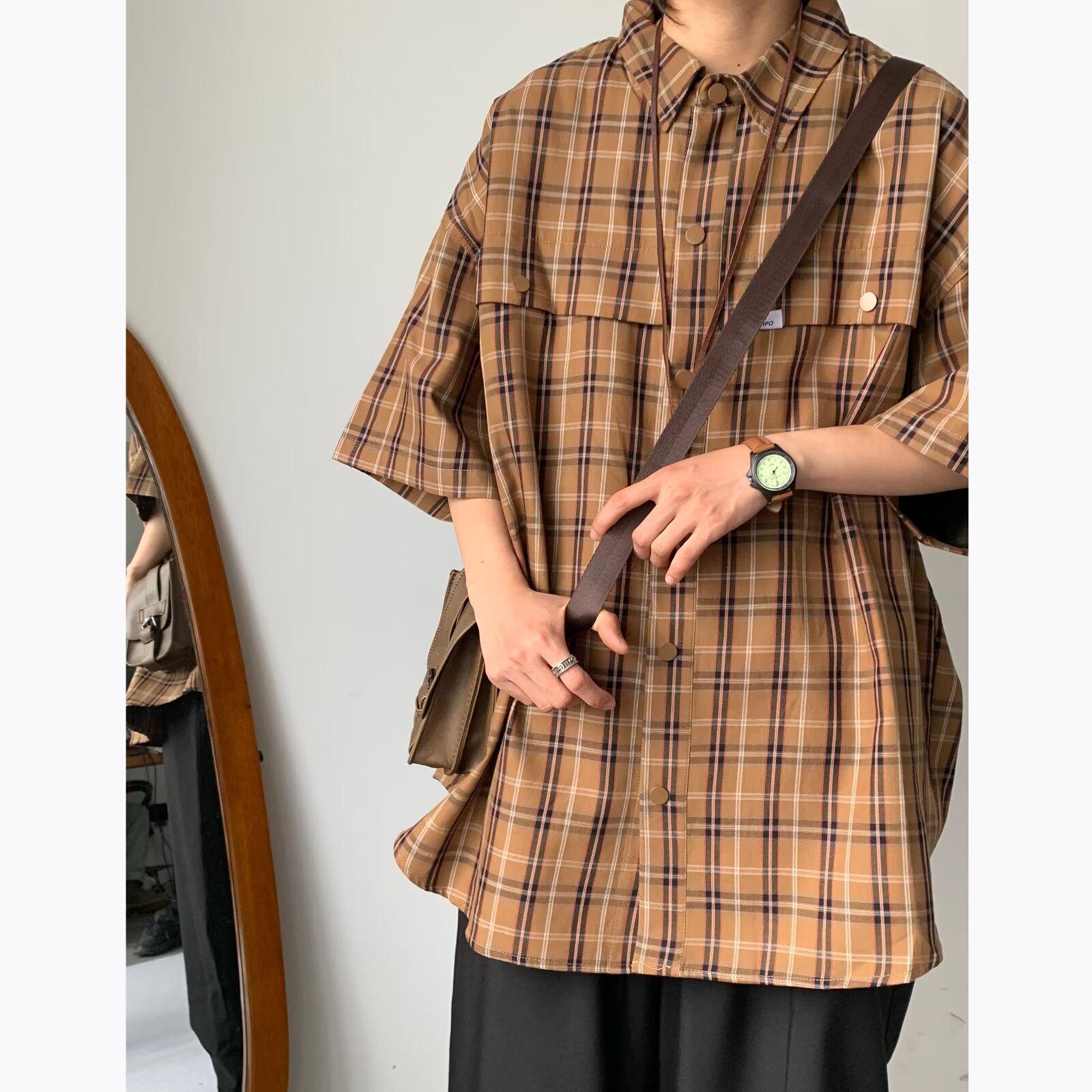 

Мужская классическая японская ретро-клетчатая рубашка - Короткий рукав, Свободный крой, Повседневная летняя куртка. M коричневый