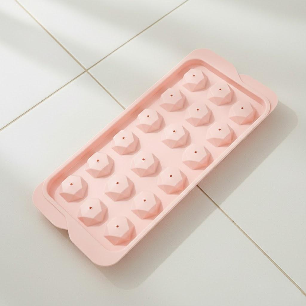 

High-Quality Ice Cube Mold 18/33 Grid Durable PP Plastic Geometric Ice Ball Tray for Parties Home Use Kitchen Bar Supplies
