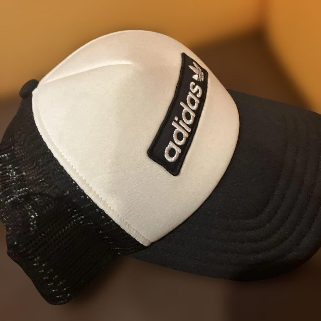 Used adidas Trefoil mesh cap black x white
