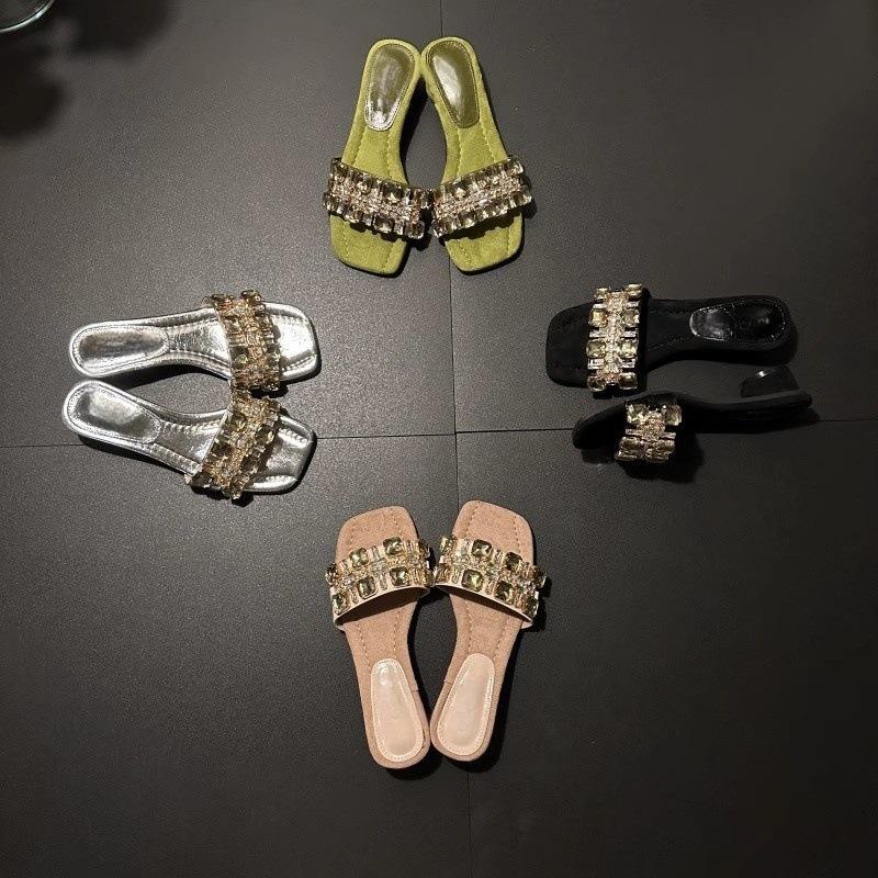 2025 Summer New Word with Rhinestone Temperament Versatile Fashion Internet Celebrity Explosion Comfortable Square Head Sandals