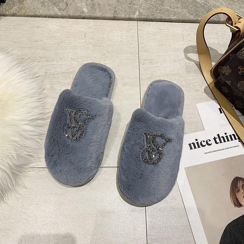 Women's Versatile Fuzzy Rhinestone Slippers - Warm Cotton for Autumn/Winter, Stylish for Home or Outdoor Use.