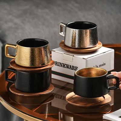 Šálky na kávu, podšálky, keramické galvanizační sady, luxusní, vintage šálky, podšálky, dřevěné podnosy, fotogenické dárky, dárky.