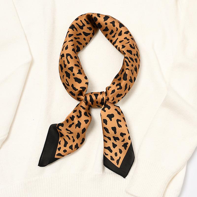 Small Square Scarf 70Cm Silk Scarf Women'S Scarf Versatile Thin Scarf, Summer Headband Decoration Ins Scarf Winter