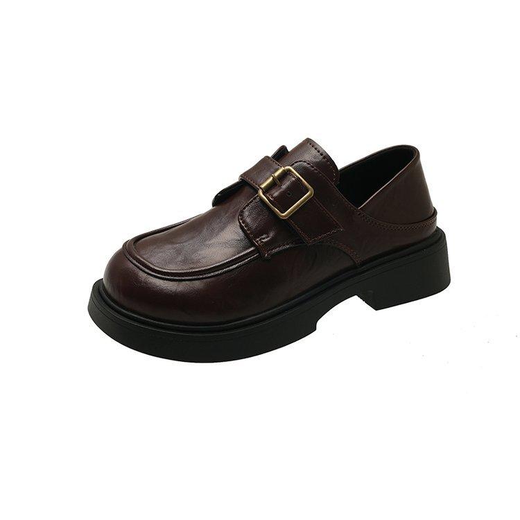 Internet-Berühmtheit Retro-Pedal kleine Lederschuhe Damen 2025 neue Frühling Plateau vielseitige Slipper Britische Gürtelschnalle Einzelne Schuhe