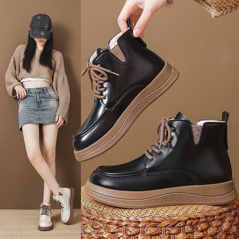 Retro flat-bottomed Martin boots women's new winter velvet warm and comfortable trendy lace-up casual short boots