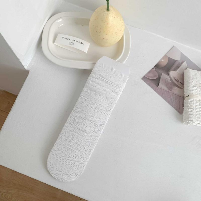 Female Spring and Summer Pure Color Lace Hollow Mesh Breathable Sweet All Build In Tube Socks