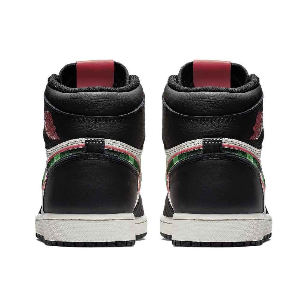 Air Jordan 1 Retro High Og 'A Star Is Born' 555088-015