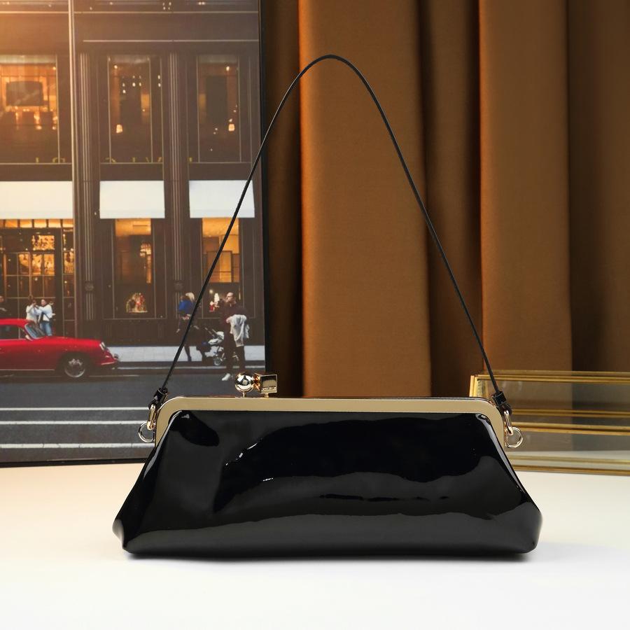 

2026 New Glossy Premium Ball Metal Block Clip Baguette Bag Ladies Dinner Business Large Capacity Shoulder Bag чёрный