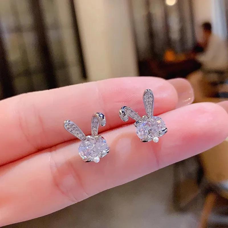 

2026 New High End Elegant Rabbit Cute Earnail Female Daily Matching Sweet Accessories Exquisite Inlaid Zircon Accessories