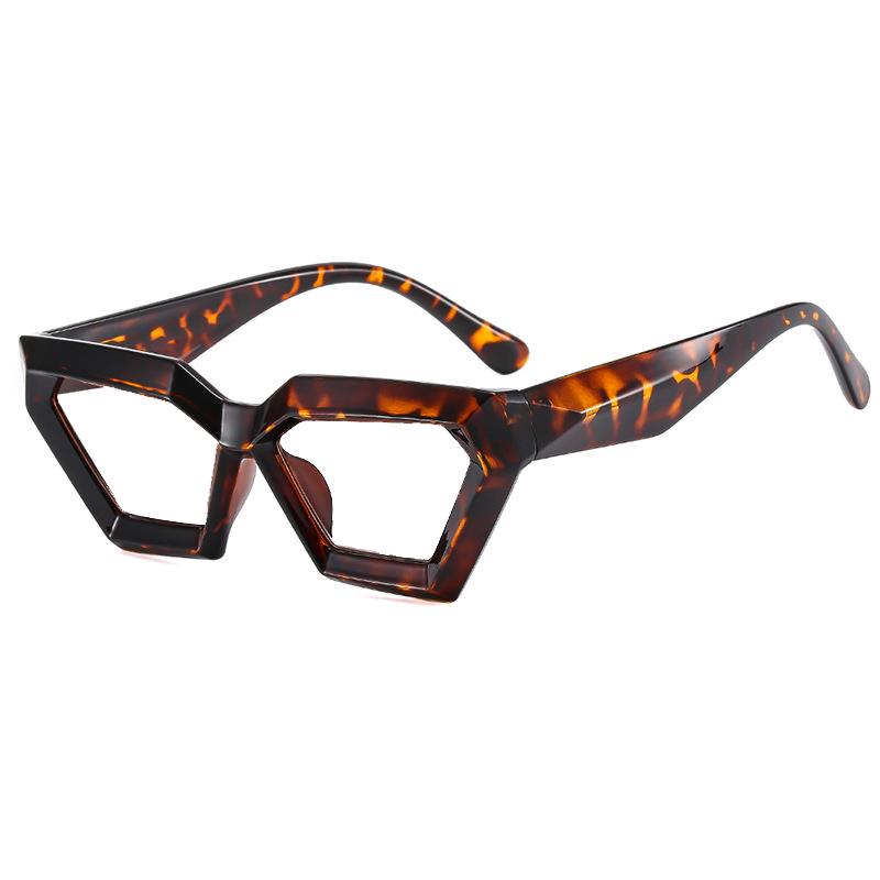 New Hip Hop Street Style Triangle Cat Eye Glasses With Irregular Shape Fashionable Myopia Eyewear -0.5 -1.0 -2.0 To -6.0