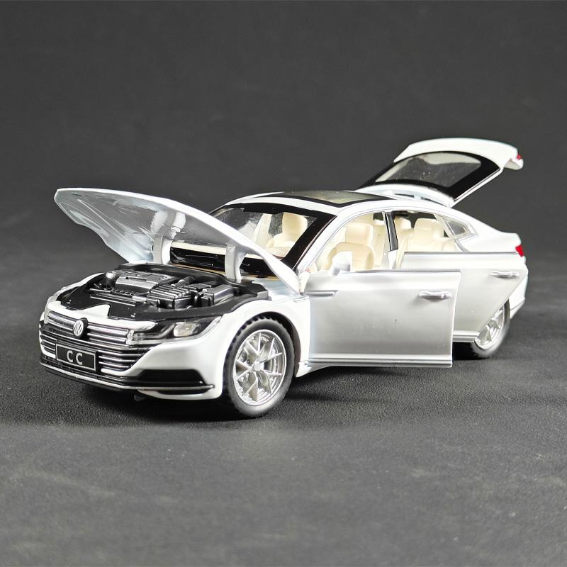 W21Simulation 1:32 Volkswagen CC Alloy Car Diecast Model Sound & Light Pull Back Toy Display Ornament Boys Gift Exquisite Model Toy