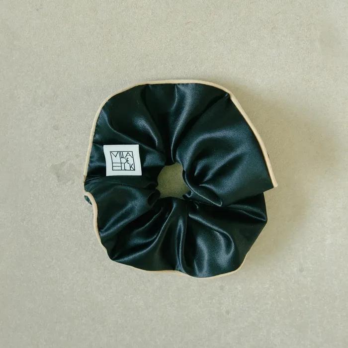 Line silk scrunchie