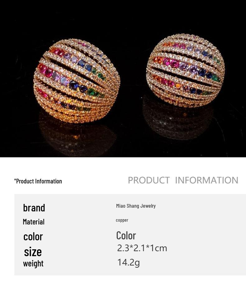 Boucles d'oreilles puces rétro en zircon 5A plaqué or: Design Unique, Luxueux, Haut de Gamme