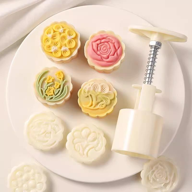 4Pcs/Set Mooncake Mold Cherry Sakura Pattern Stamps Hand Press Blossom Flowers Bean Paste Cake Mold Plungers Pastry Bake Tools