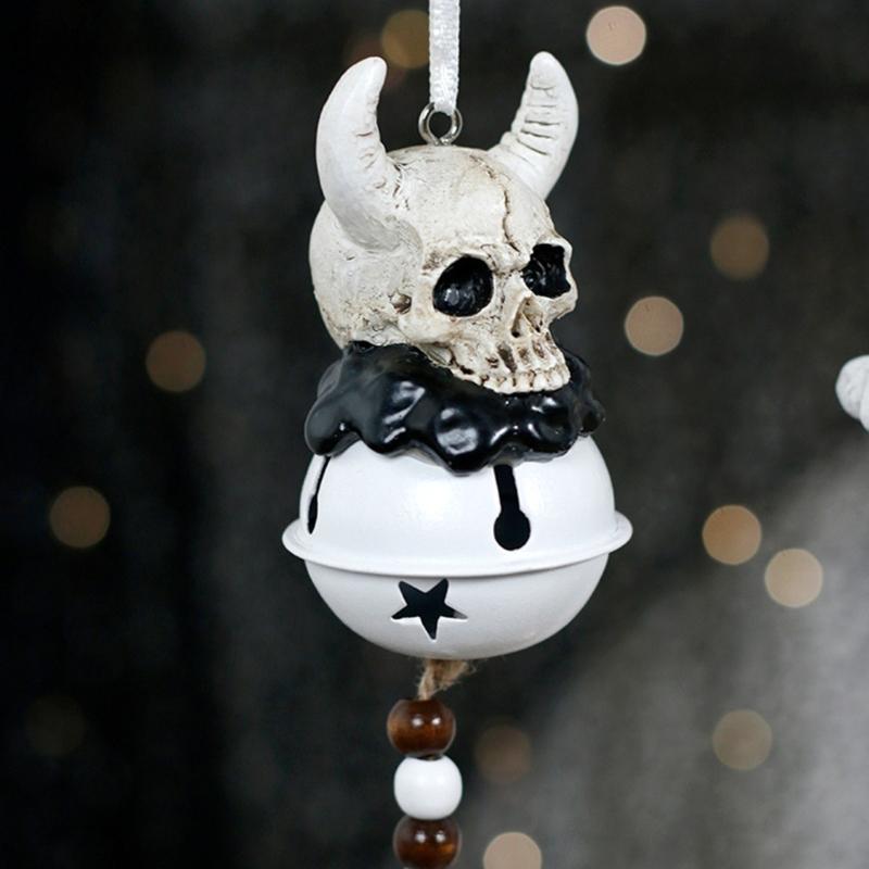 Gruselige Dämonen Windspiel Set mit 2 Stück Halloween Heimdekoration Wetterfest Harz Eisen Materialien Spukiges Thema Hängende Ornamente