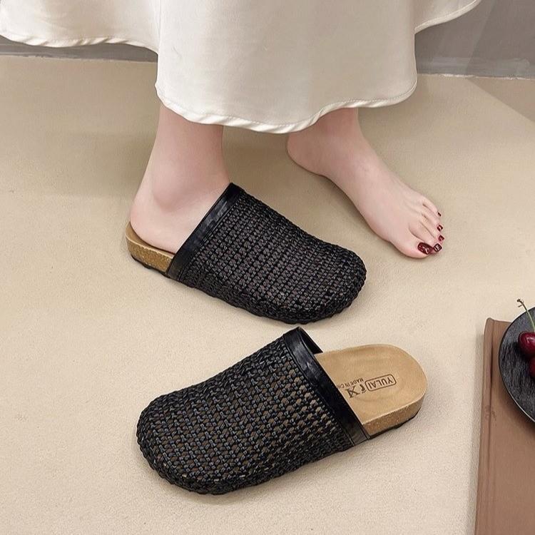 Hollow breathable versatile 2025 fashion new women's summer beach cool slippers thick-bottomed bag head half slippers one pedal