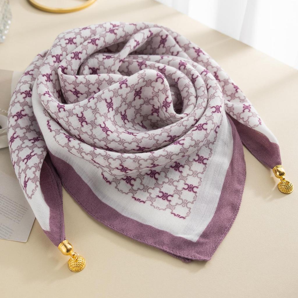 Women's Magnetic Buckle Cotton Scarf - Stylish, Lightweight, Comfortable Neck Protection