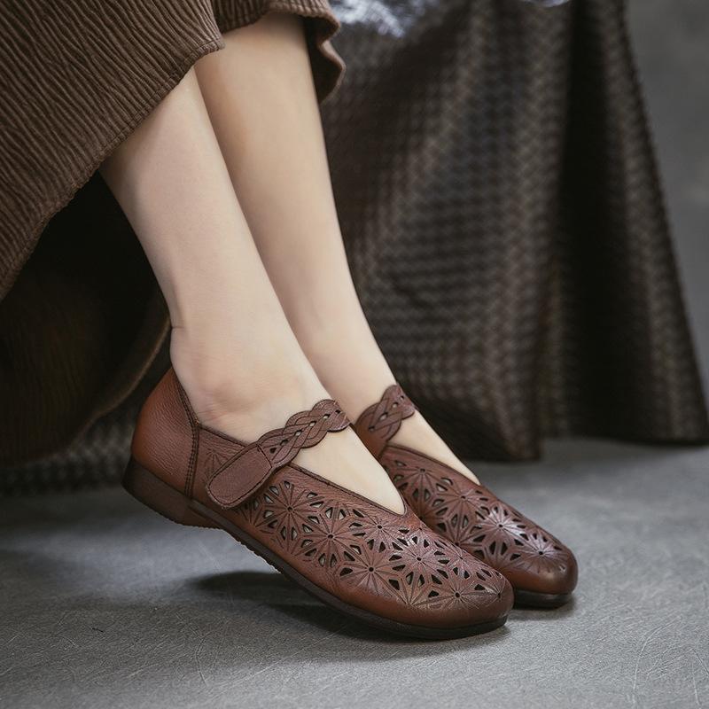 2026 Summer New Roman Style Hollow Out Sandals Women Genuine Leather Velcro Strap Flat Mules Comfortable Casual Shoes