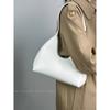 Korean niche baguette bag women's 2025 new crescent bag versatile single shoulder portable high-end fashion underarm bag