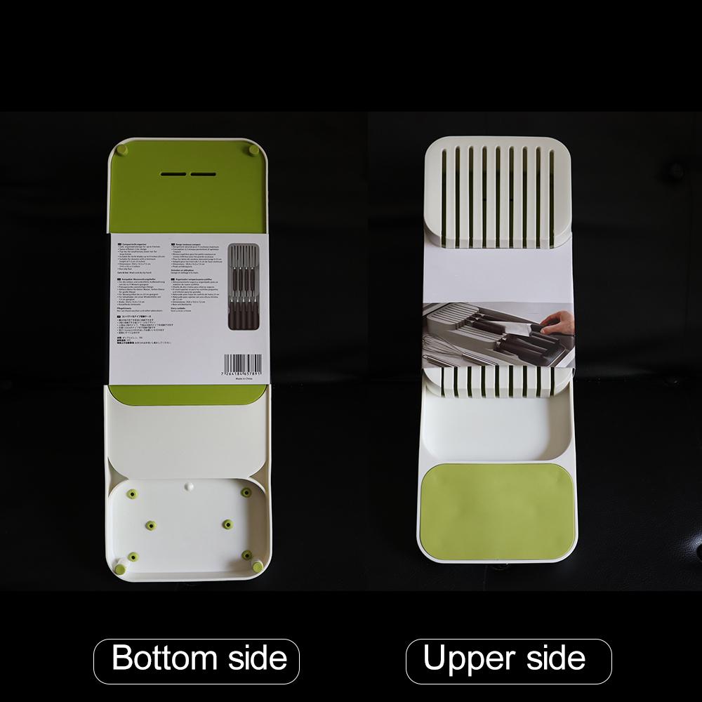 Der Messerblock in der Schublade bietet Platz für die Küchenschublade und das Organizer-Tablett für Messer