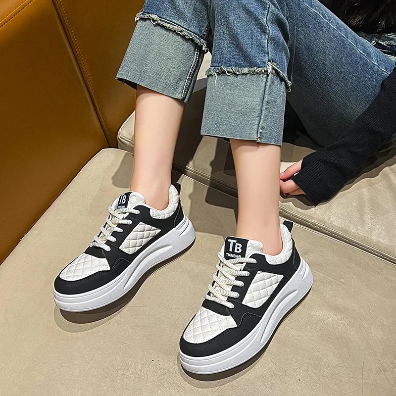 Women Fashion Sneakers Women Spring Autumn Comfortable Platform Shoes Women Design Lace-up Breathable Platform Casual Board Shoe