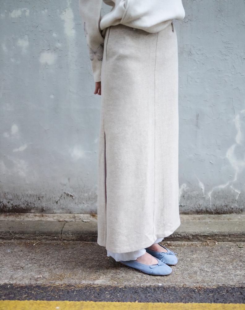Kyupido Lila Wool Long Skirt _ Beige