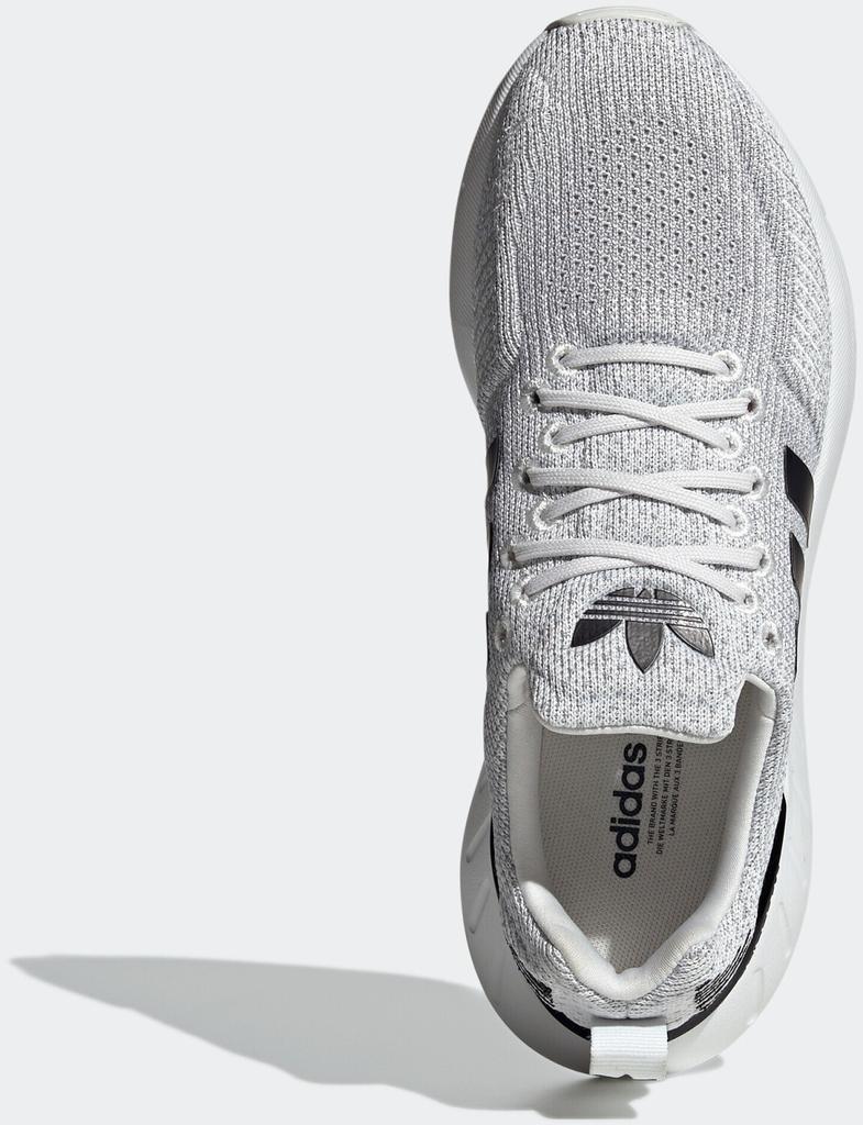 Кроссовки Adidas Swift Run 22 кристально белый/ядерный черный/серый два