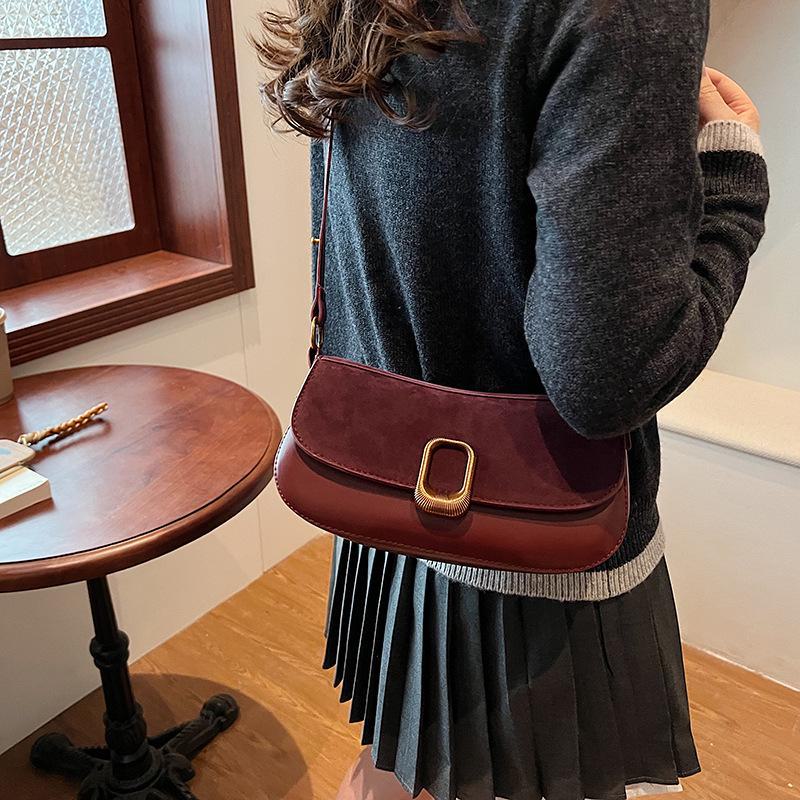 Versatile Women's Crossbody Underarm Bag - 2024 Autumn/Winter Trend, Fashionable One-Shoulder Small Square Design