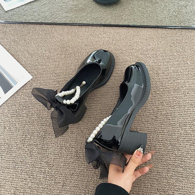 

Женские туфли-лодочки, кожаные туфли на высоком каблуке 6 см, с круглым носком, в стиле Лолиты, в стиле ретро, ​​с бантом и жемчугом, черные, бежевые, уличные туфли Мэри Джейн для женщин 38 чёрный