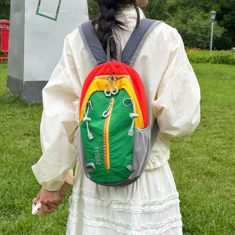 Schoolbag Japanese INS new dopamine series lightweight sports backpack, couple's outdoor hiking energetic hiking bag