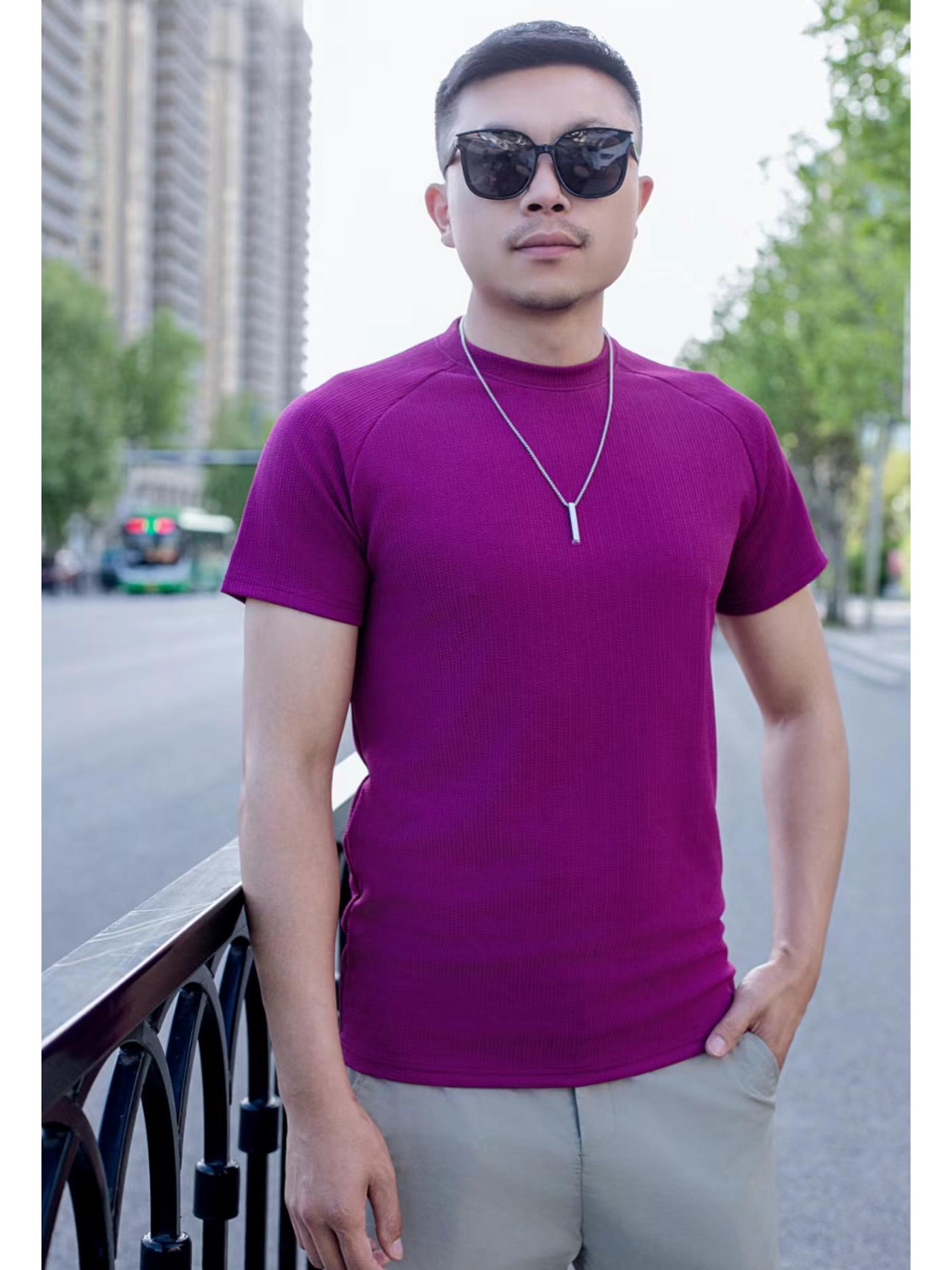 

TAHEFOTM Мужская эластичная фитнес-футболка - С коротким рукавом для бега и спорта XL розы красного