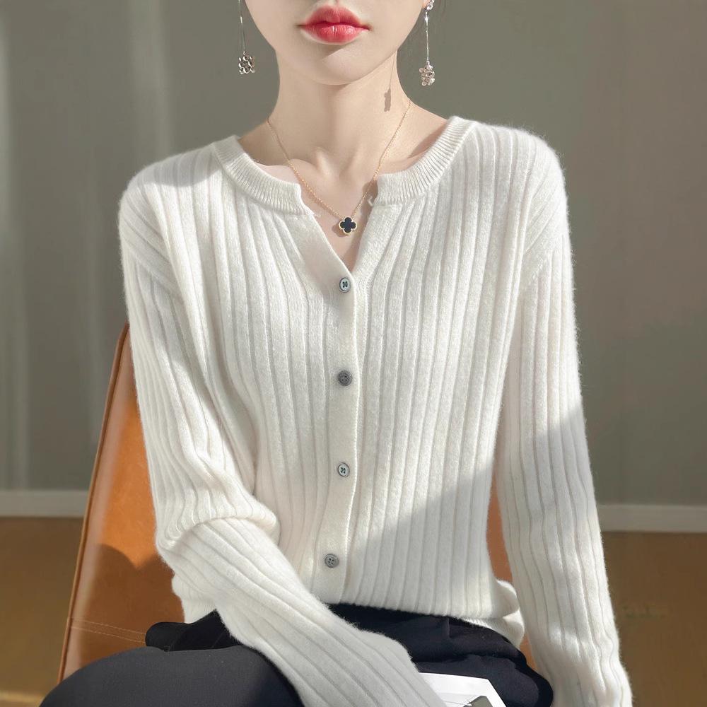 

Кардиган женский вязаный приталенного кроя с круглым вырезом в корейском стиле M for 90-110 lbs