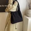 Fashion Velvet Large-capacity Bucket Bag 2025 Popular New Fashion Shoulder Underarm Bag Trendy Texture Women's Bag