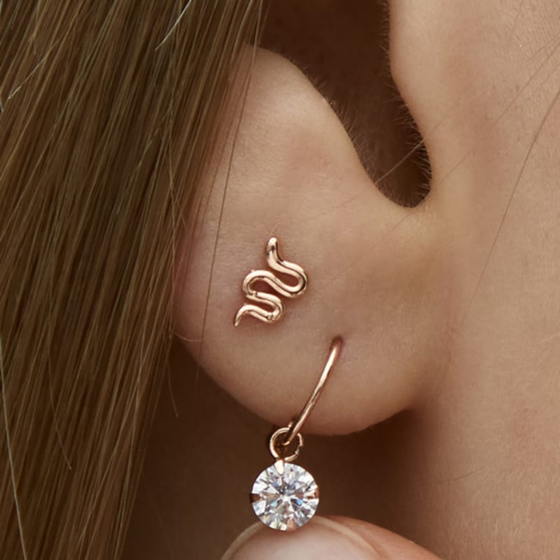 Own Snake Piercing (14k / 18k Gold)