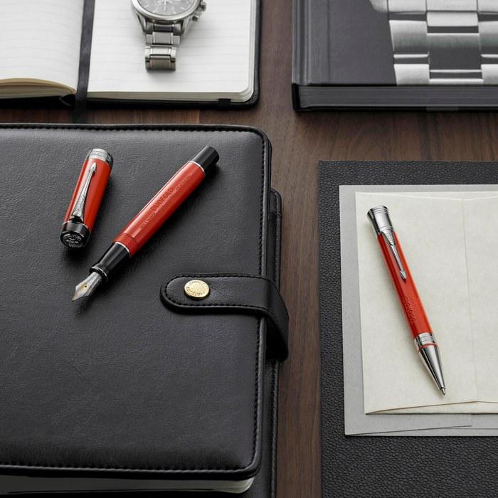 PARKER Duofold Classic Big Red CT Fountain Pen, Fine Nib, 18K, Gift Box, 1931375