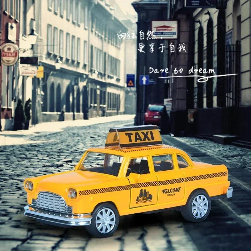 Modellino Taxi Retrò 1/32 Giocattolo Auto in Lega Miniatura da Collezione Diecast Suono Luci Giocattoli per Bambini Regalo Festa dei Bambini