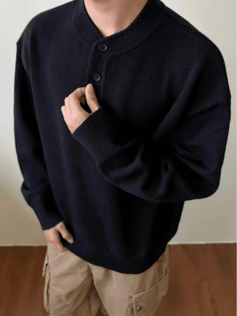 Grauer Henley-Kragen Pullover für Herren: Hochwertige Strickwaren für Frühling/Herbst, Lässiger Schnitt, Saubere Oberbekleidung.