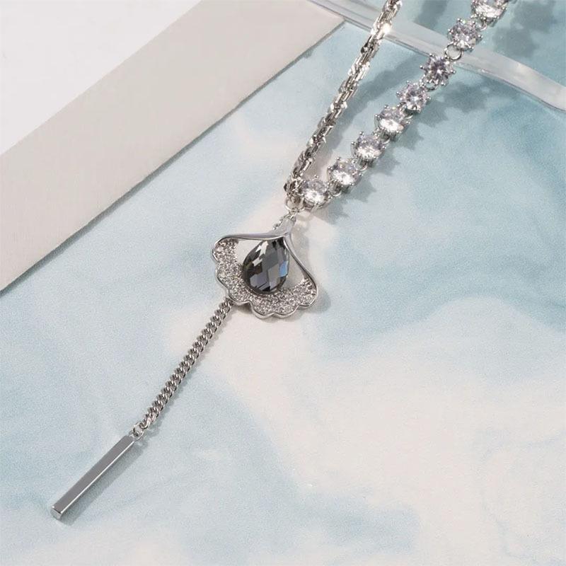 

Элегантная подвеска в виде листа гинкго для женщин – Модное колье на ключицу 2024