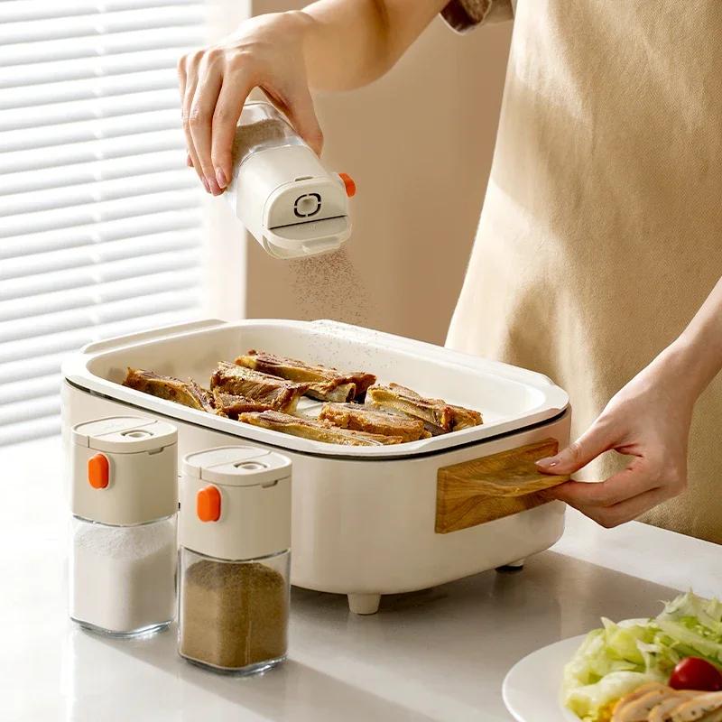 Multi-Functional Quantitative Seasoning Bottles Press-Type Glass Seasoning Bottle Kitchen Salt Jar Spice & Pepper Shakers 180ml